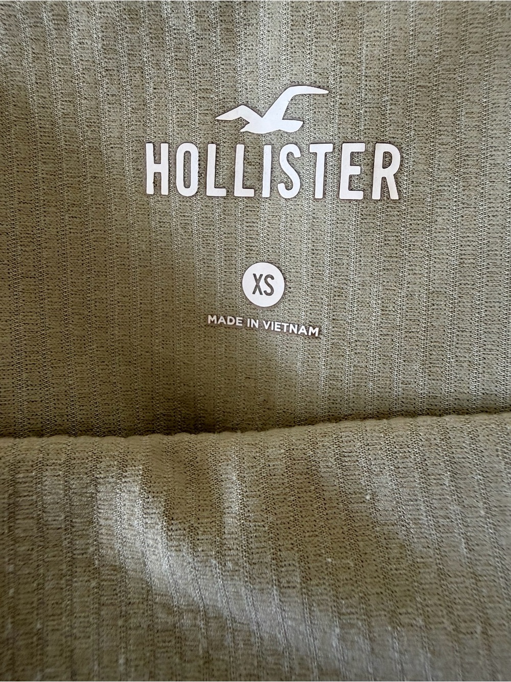 Hollister Women’s Ribbed Square-Neck Crop Top - Pale green Sz XS - Picture 2 of 4